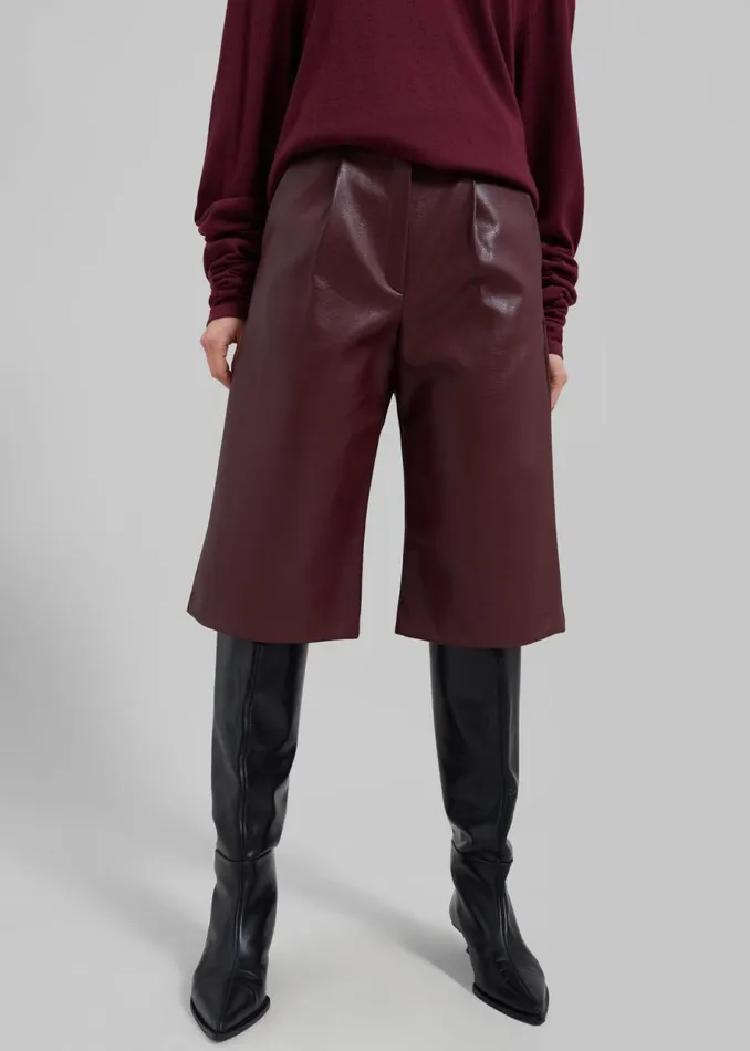 Women The Frankie Shop Bottoms Coralie Faux Leather Bermuda Shorts Burgundy