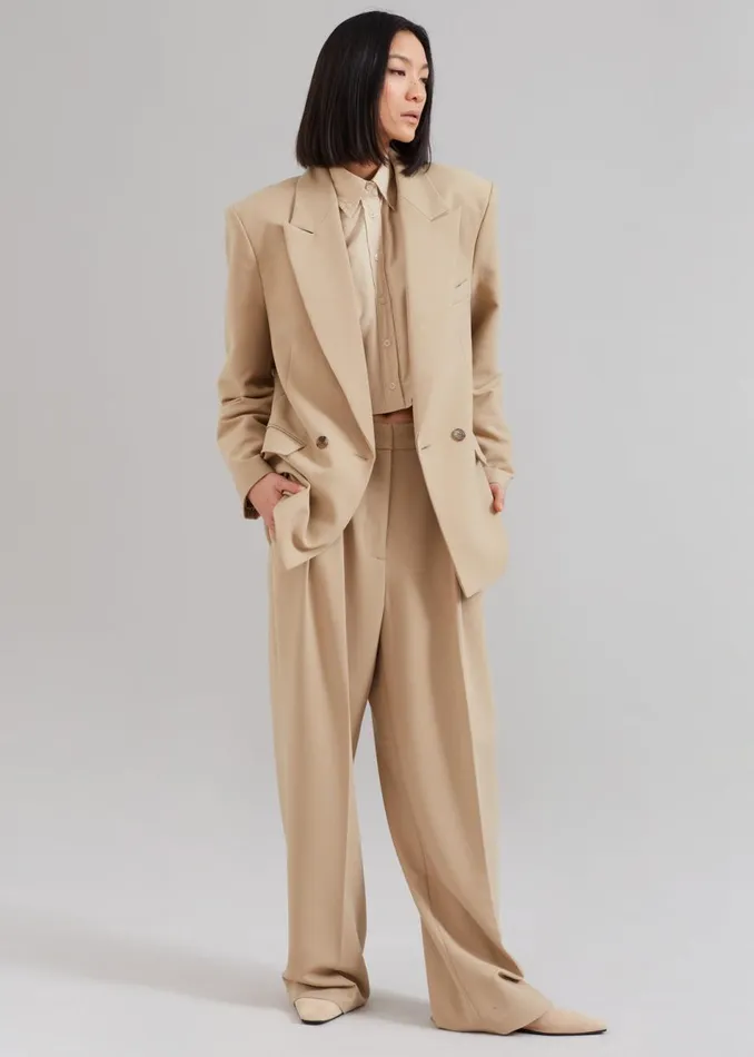 Women The Frankie Shop Bottoms Corrin Pleated Trousers Beige