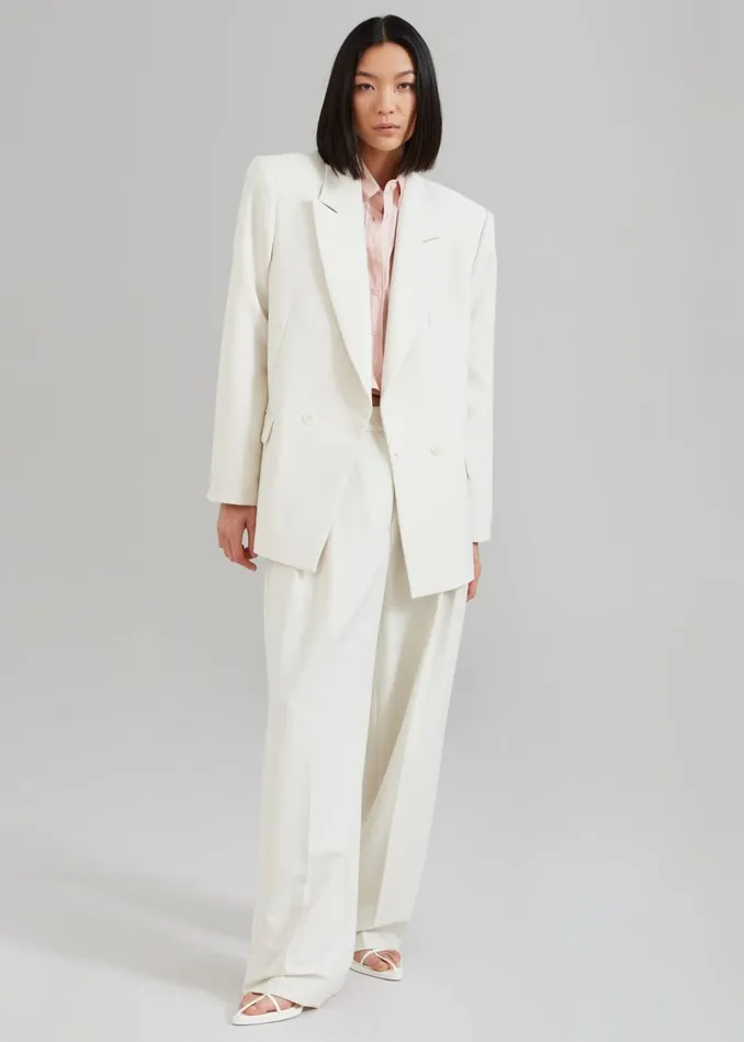 Women The Frankie Shop Bottoms Corrin Pleated Trousers Ivory