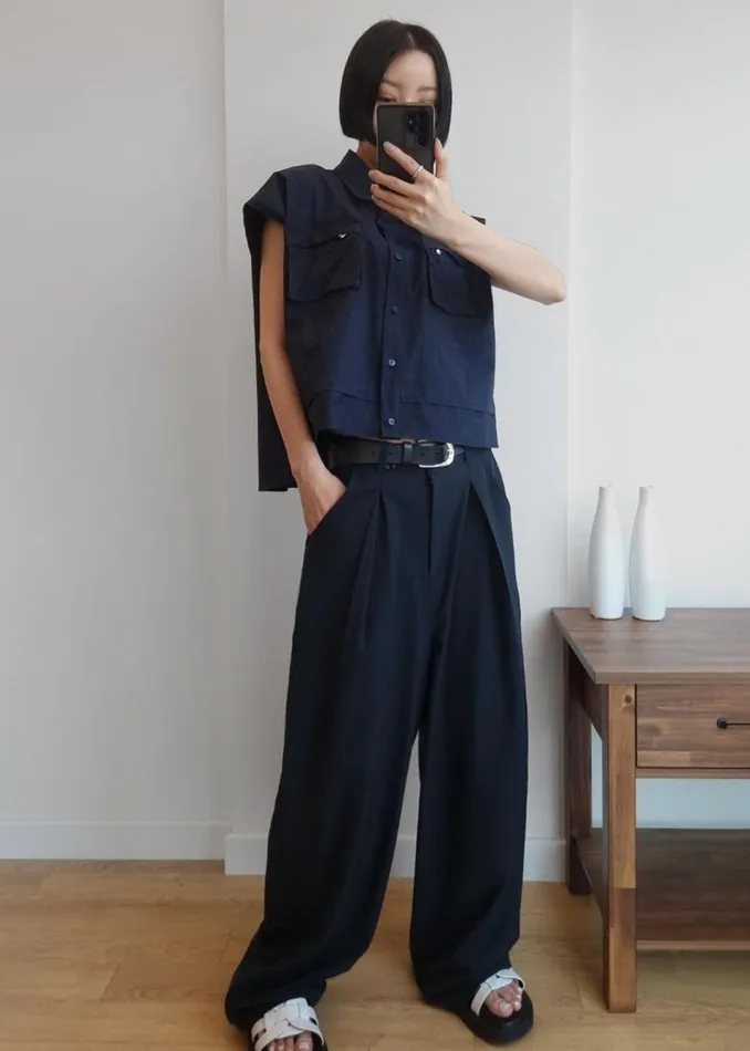Women The Frankie Shop Bottoms Dani Wide Pants Navy