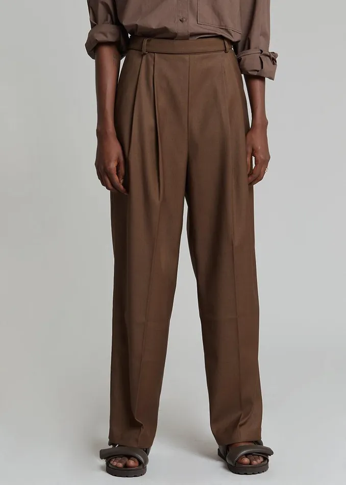 Women The Frankie Shop Bottoms Danu Belted Trousers Chocolate