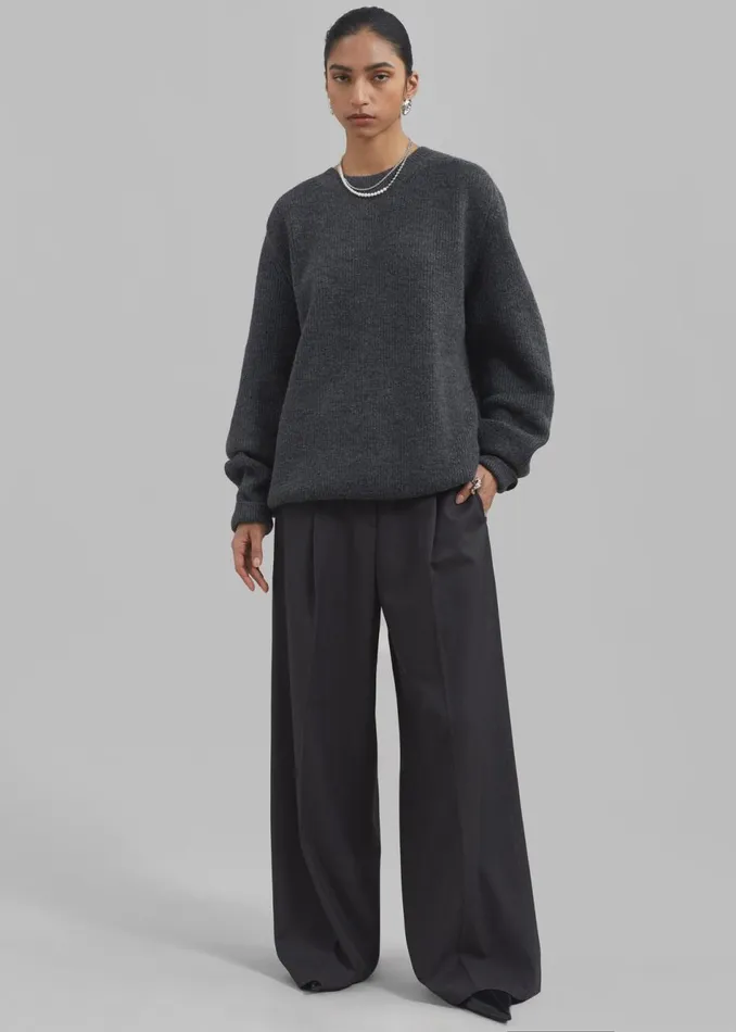 Women The Frankie Shop Bottoms Dariel Pleated Trousers Charcoal
