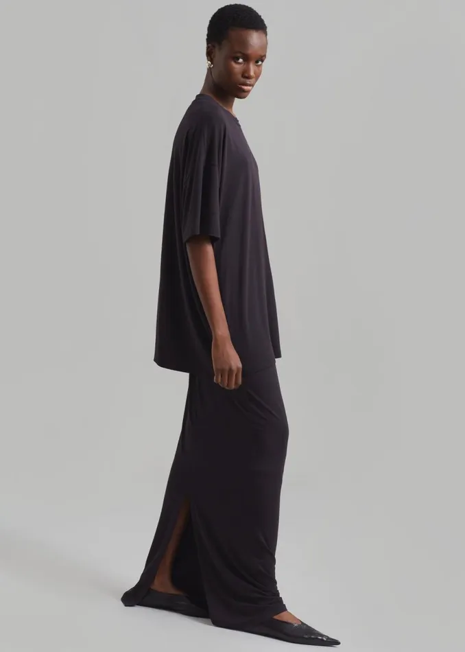 Women The Frankie Shop Bottoms Ella Maxi Skirt Dark Plum