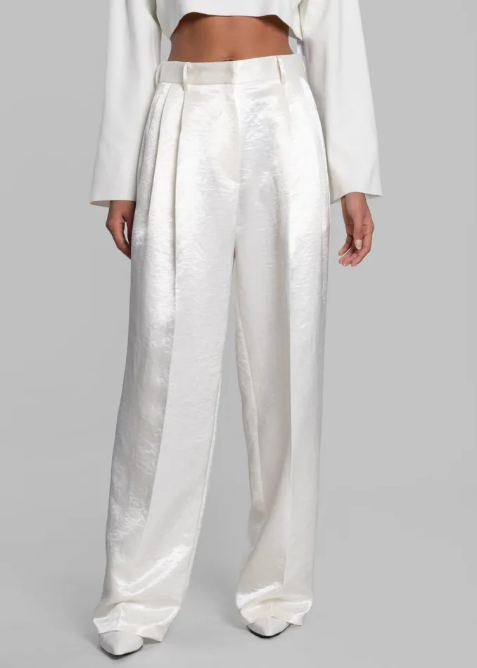 Women The Frankie Shop Bottoms Elvira Pleated Trousers Ivory