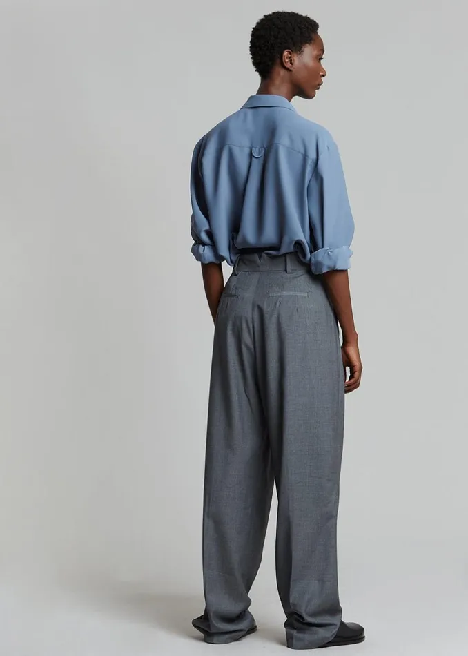 Women The Frankie Shop Bottoms Gelso Pleated Trousers Dark Grey Melange