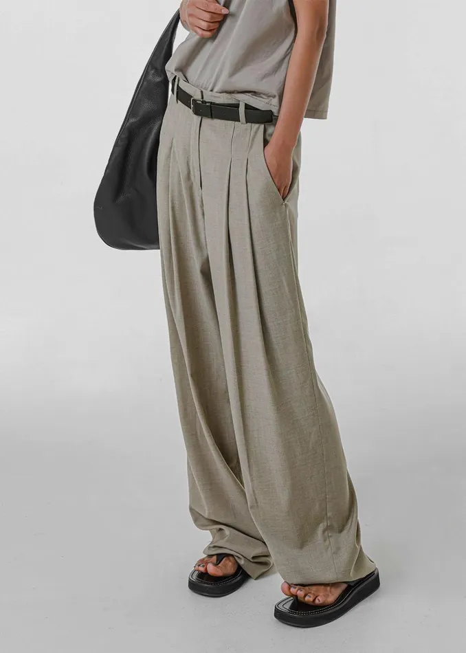 Women The Frankie Shop Bottoms Gelso Pleated Trousers Light Taupe Melange
