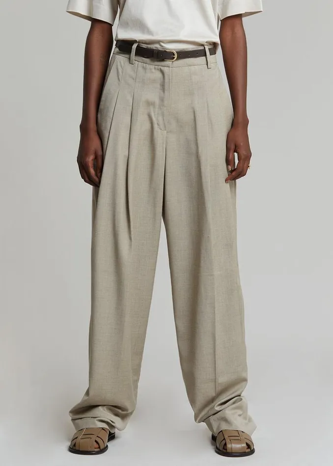 Women The Frankie Shop Bottoms Gelso Pleated Trousers Light Taupe Melange