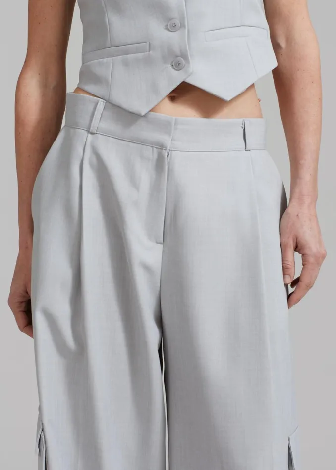 Women The Frankie Shop Bottoms Gladys Cargo Pants Grey