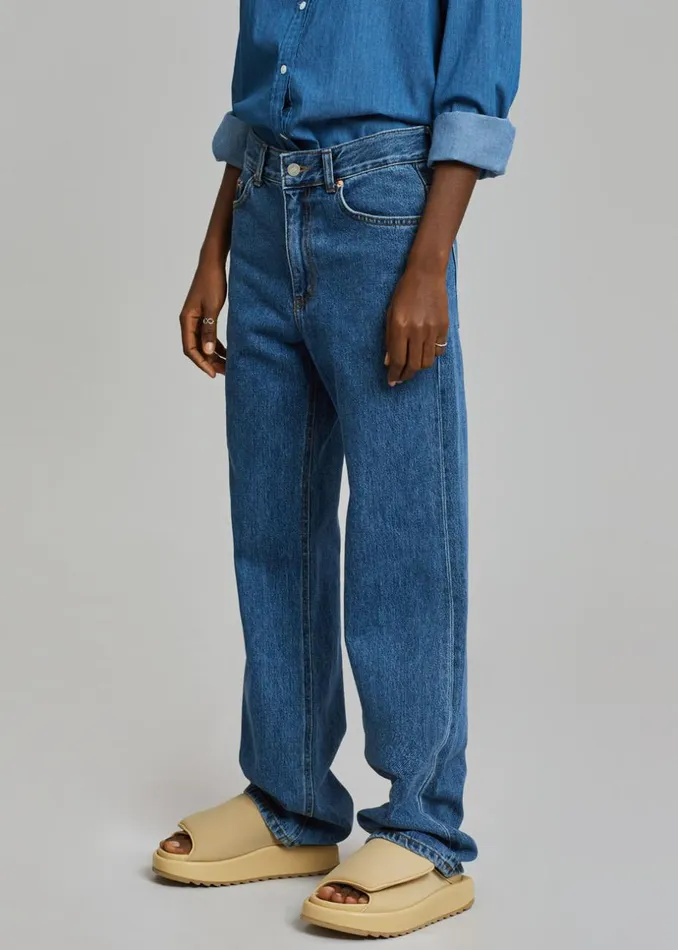 Women The Frankie Shop Bottoms Hari Straight Jeans Dark Indigo
