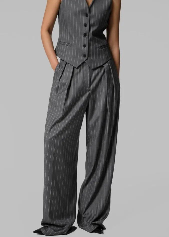 Women The Frankie Shop Bottoms Holland Pleated Trousers Charcoalwhite Pinstripe
