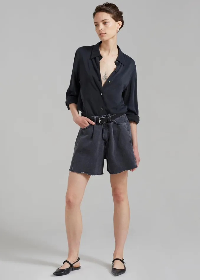 Women The Frankie Shop Bottoms Howell Denim Shorts Black Washed