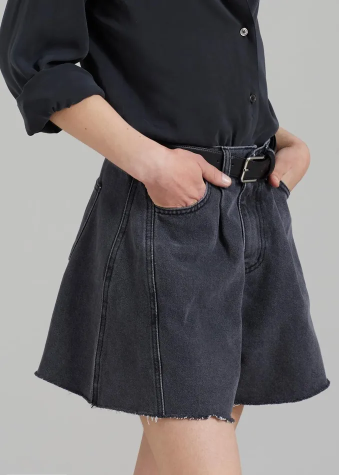 Women The Frankie Shop Bottoms Howell Denim Shorts Black Washed