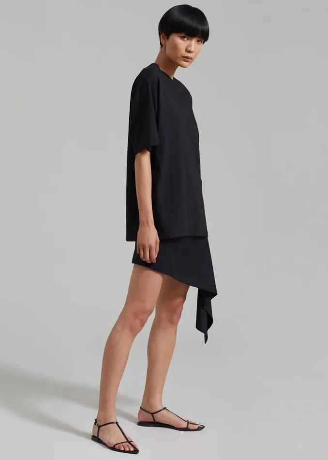 Women The Frankie Shop Bottoms Iris Asymmetrical Mini Skirt Black
