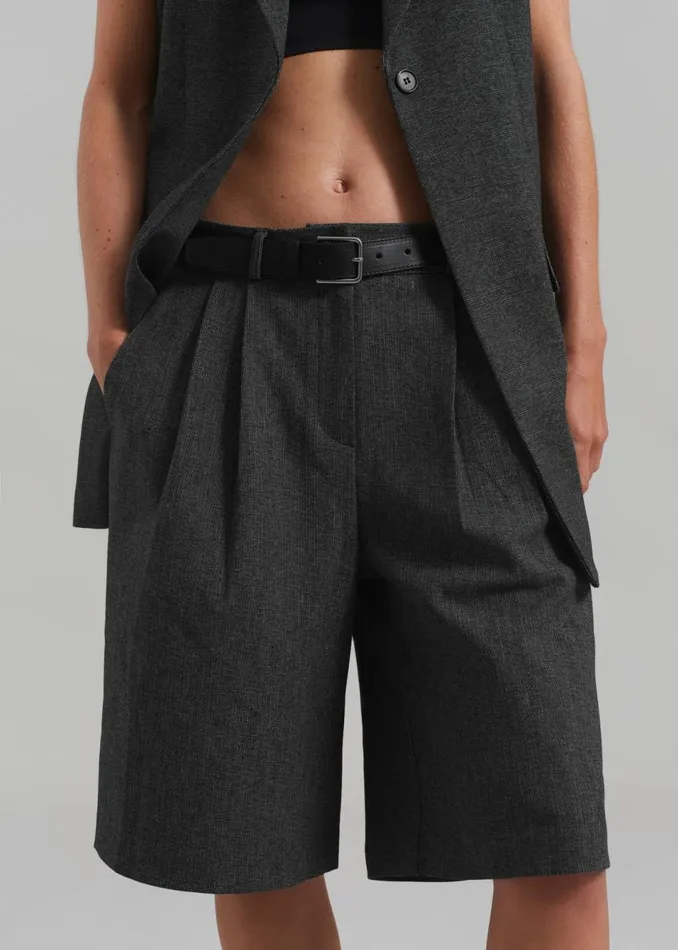 Women The Frankie Shop Bottoms Isara Pleated Shorts Dark Grey Melange