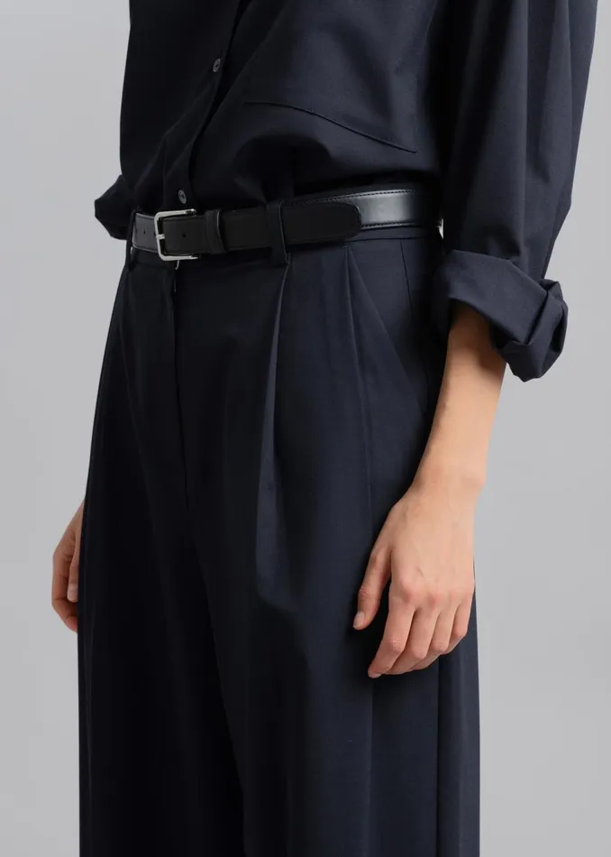 Women The Frankie Shop Bottoms Jour Pleated Pants Deep Navy
