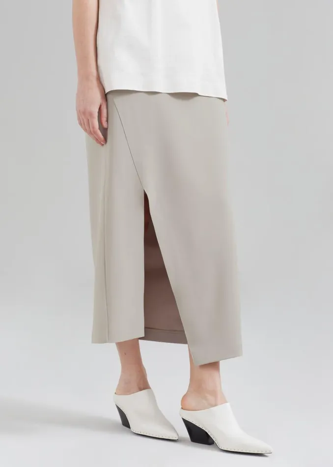 Women The Frankie Shop Bottoms Joy Side Slit Midi Skirt Beige