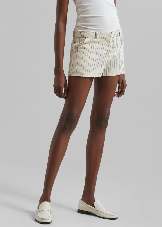 Women The Frankie Shop Bottoms Kate Twill Mini Shorts Light Beigeblack Pinstripe