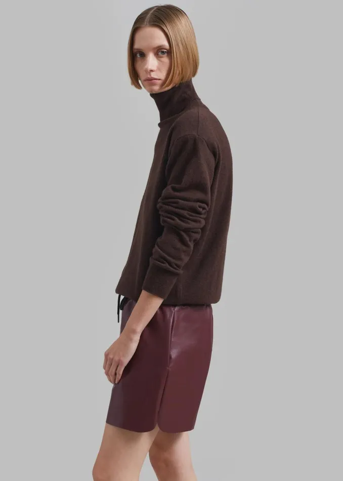 Women The Frankie Shop Bottoms Kine Faux Leather Shorts Burgundy