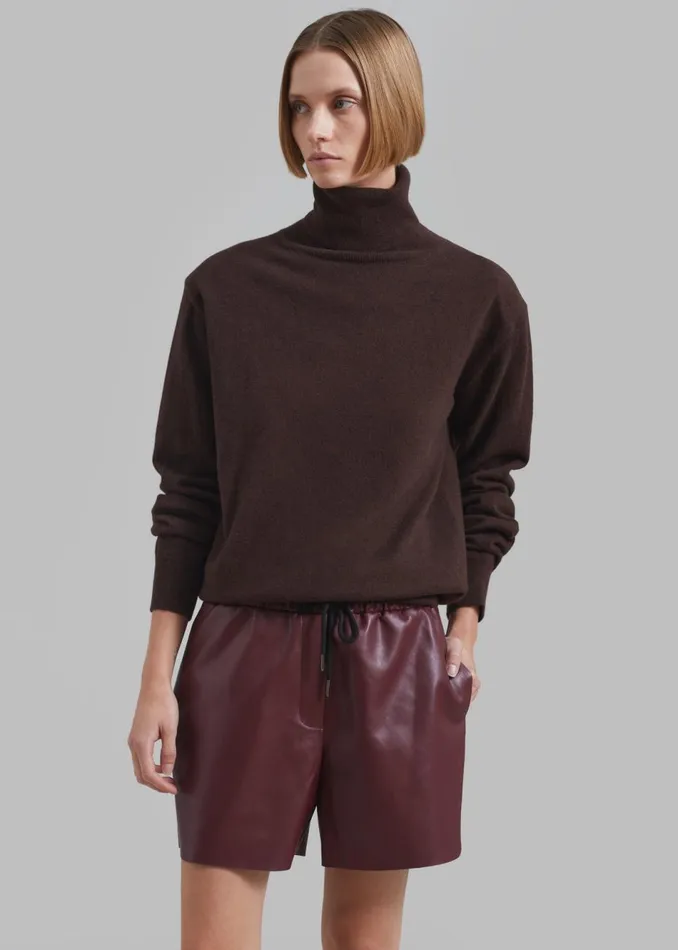 Women The Frankie Shop Bottoms Kine Faux Leather Shorts Burgundy