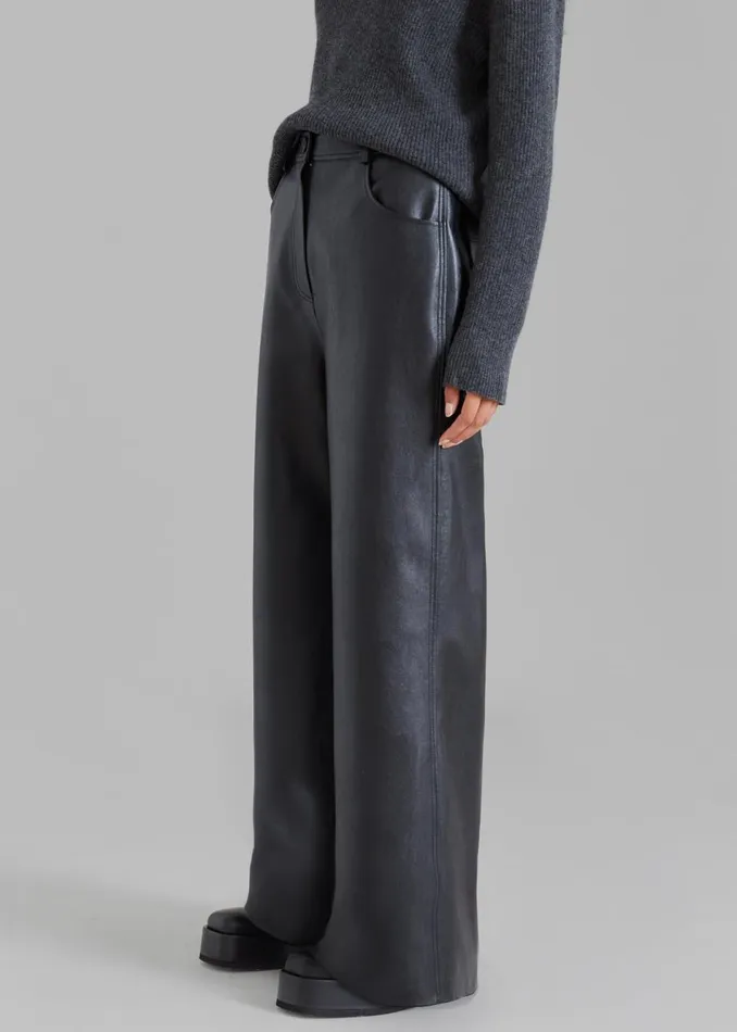 Women The Frankie Shop Bottoms Kira Wide Pants Black