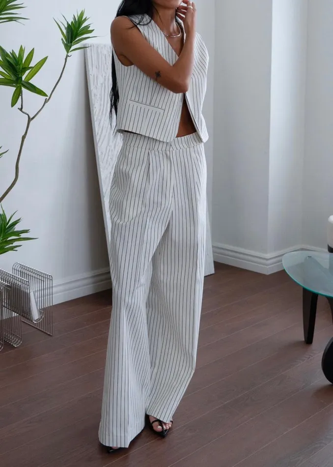 Women The Frankie Shop Bottoms Landry Wide Leg Trousers Whiteblack Stripe