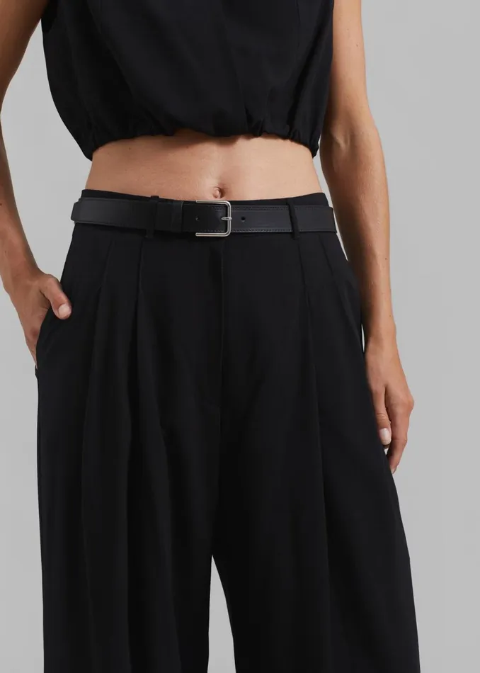 Women The Frankie Shop Bottoms Lilly Pleated Trousers Black