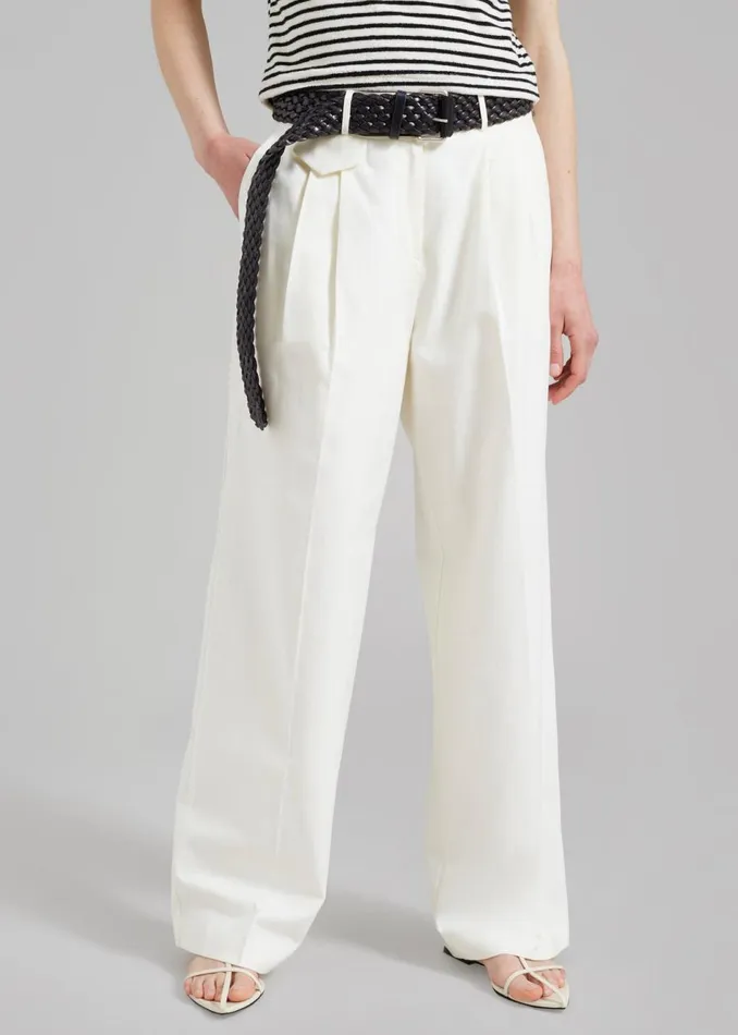 Women The Frankie Shop Bottoms Maeve Pintuck Trousers Cream