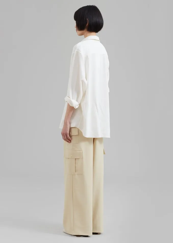 Women The Frankie Shop Bottoms Manye Fluid Cargo Pants Beige