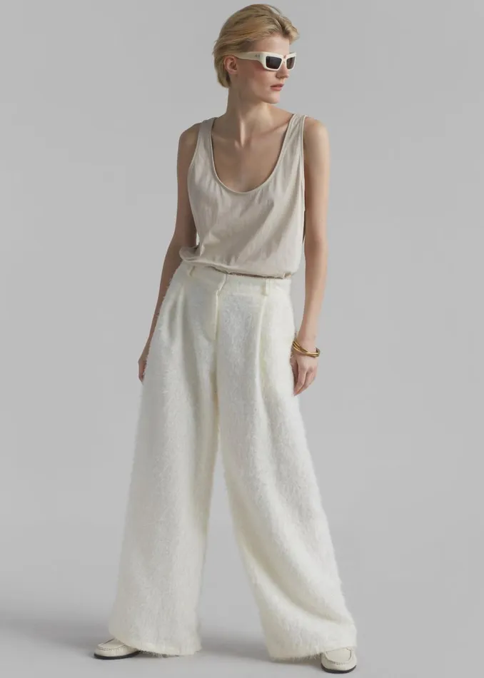 Women The Frankie Shop Bottoms Millie Fluffy Pants White