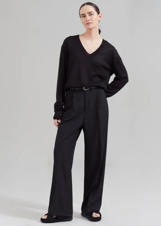 Women The Frankie Shop Bottoms Nessi Pintuck Trousers Black