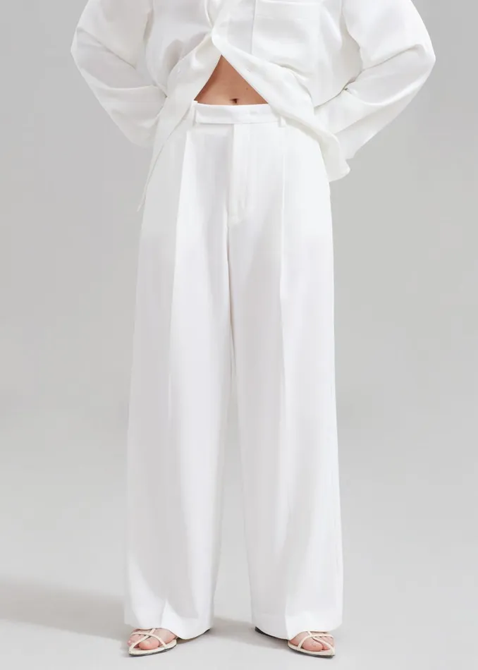 Women The Frankie Shop Bottoms Nessi Pintuck Trousers White