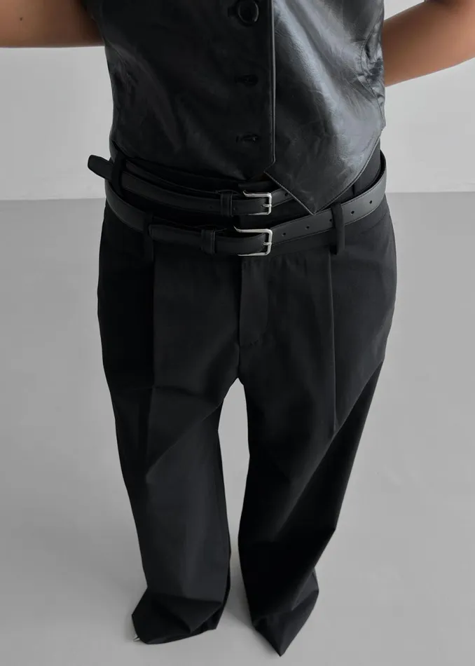 Women The Frankie Shop Bottoms Olwen Pintuck Trousers Black