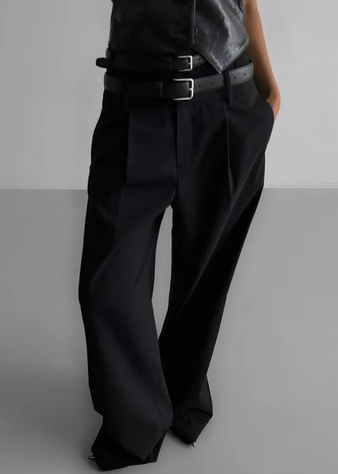 Women The Frankie Shop Bottoms Olwen Pintuck Trousers Black