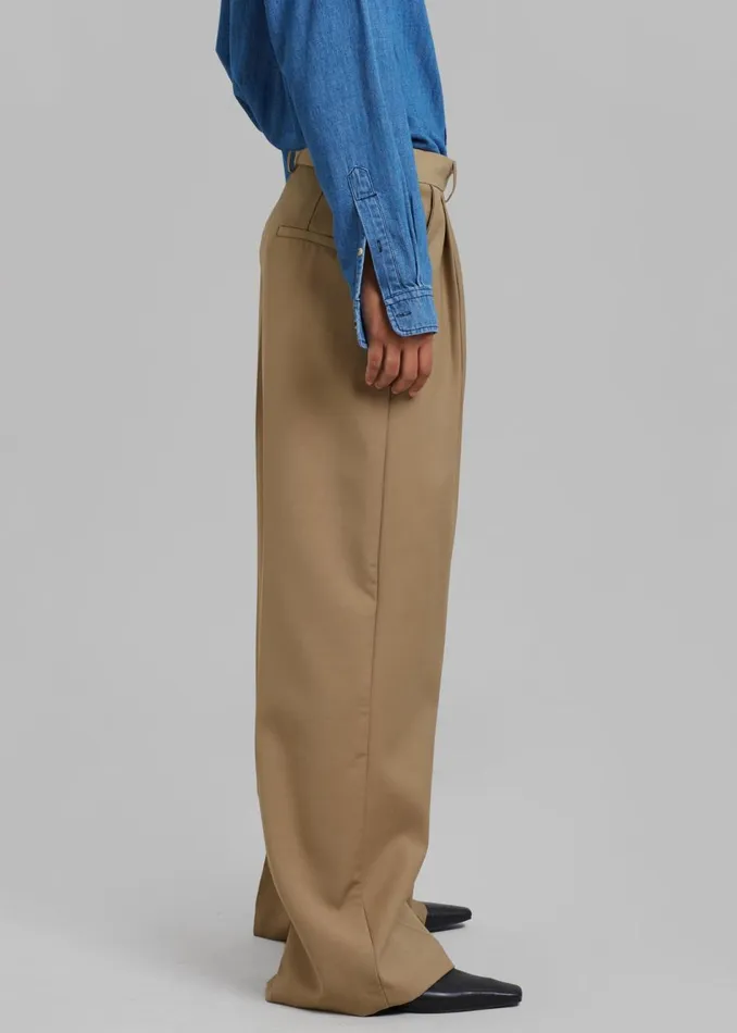 Women The Frankie Shop Bottoms Opp Suit Pants Taupe