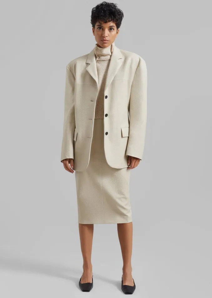 Women The Frankie Shop Bottoms Orion Faux Leather Midi Skirt Cream