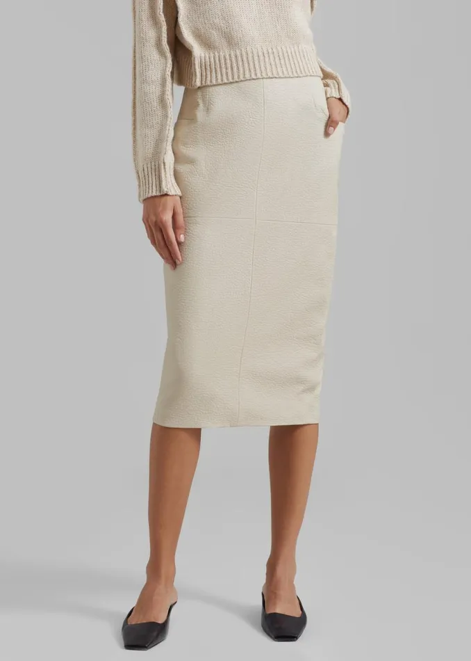 Women The Frankie Shop Bottoms Orion Faux Leather Midi Skirt Cream