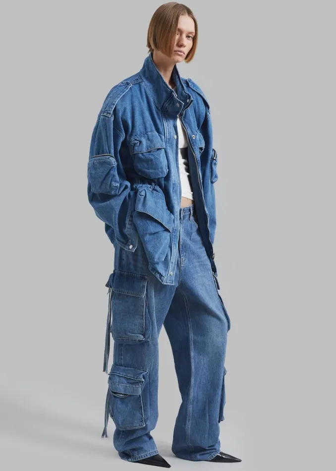 Women The Frankie Shop Bottoms Parker Denim Cargo Pants Medium Wash