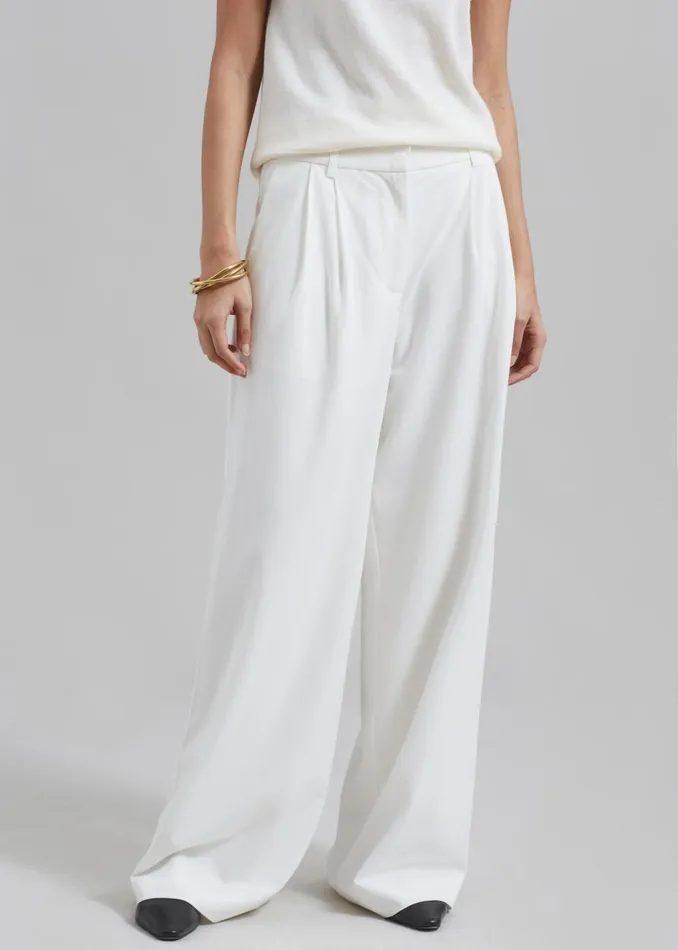 Women The Frankie Shop Bottoms Remain Wide Pants With Pleats Egret