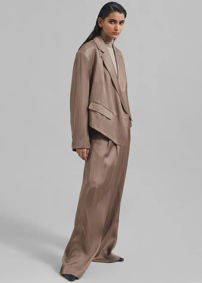 Women The Frankie Shop Bottoms REMAIN Wide Suiting Pants Timber Wolf