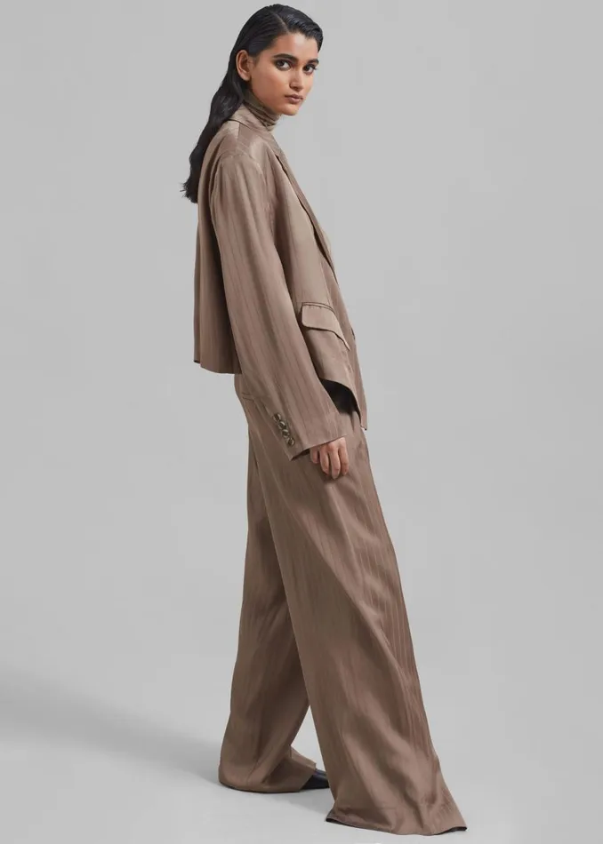 Women The Frankie Shop Bottoms REMAIN Wide Suiting Pants Timber Wolf