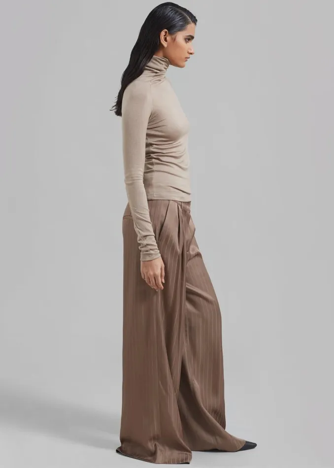 Women The Frankie Shop Bottoms REMAIN Wide Suiting Pants Timber Wolf