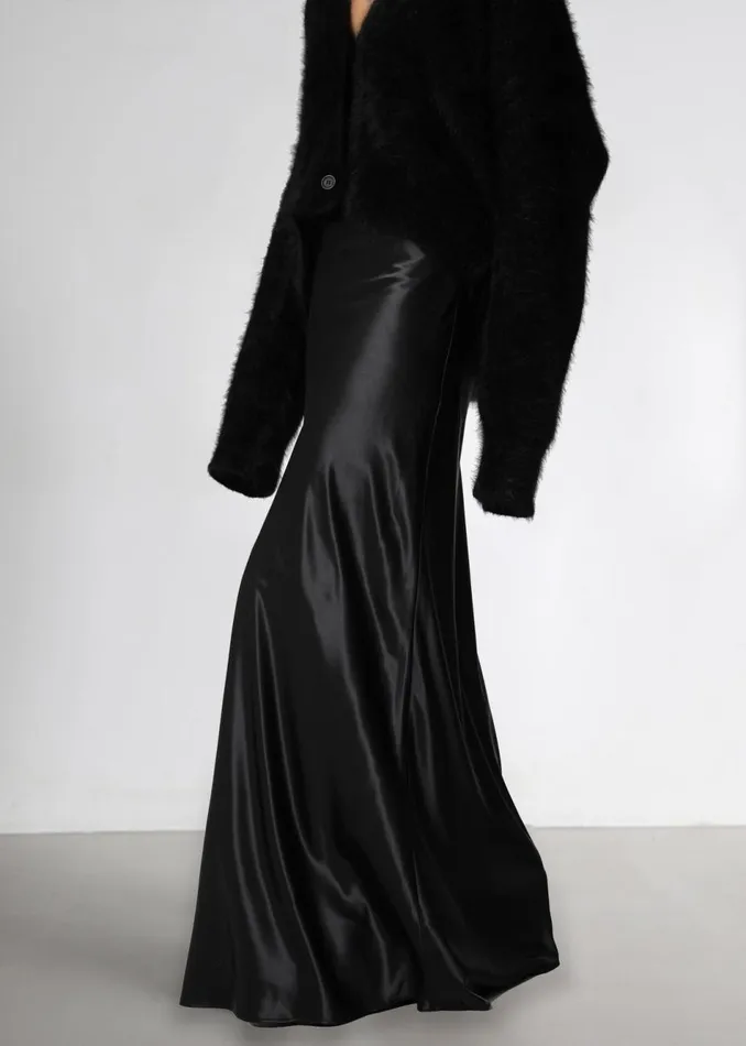 Women The Frankie Shop Bottoms Renesmee Satin Skirt Black