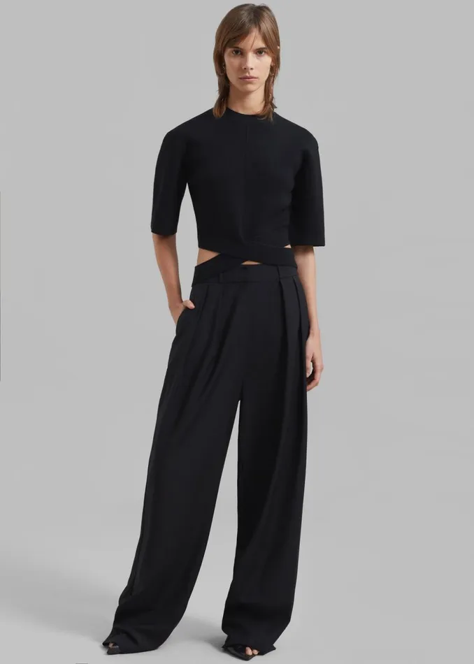 Women The Frankie Shop Bottoms Ripley Pleated Trousers Black