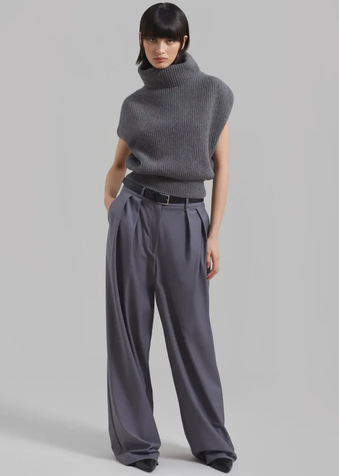 Women The Frankie Shop Bottoms Ripley Pleated Trousers Grey