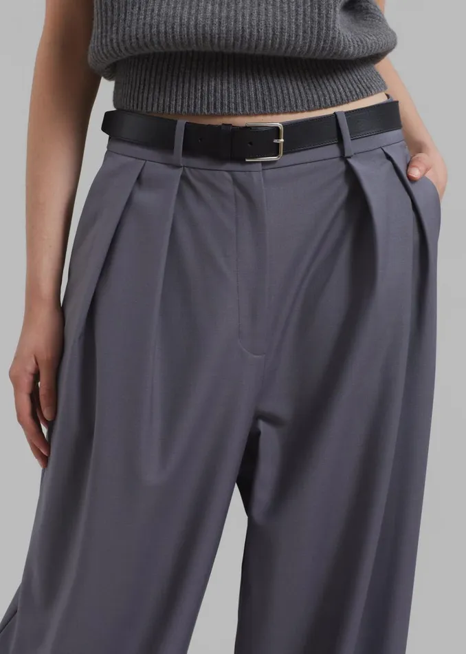 Women The Frankie Shop Bottoms Ripley Pleated Trousers Grey