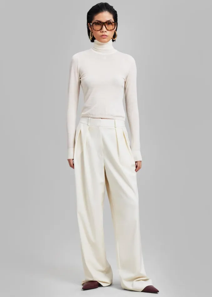 Women The Frankie Shop Bottoms Ripley Pleated Trousers Ivory