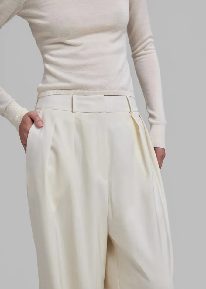 Women The Frankie Shop Bottoms Ripley Pleated Trousers Ivory