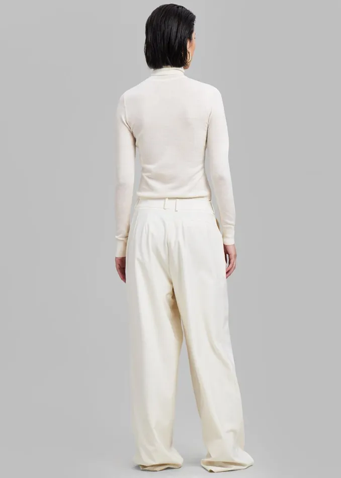 Women The Frankie Shop Bottoms Ripley Pleated Trousers Ivory