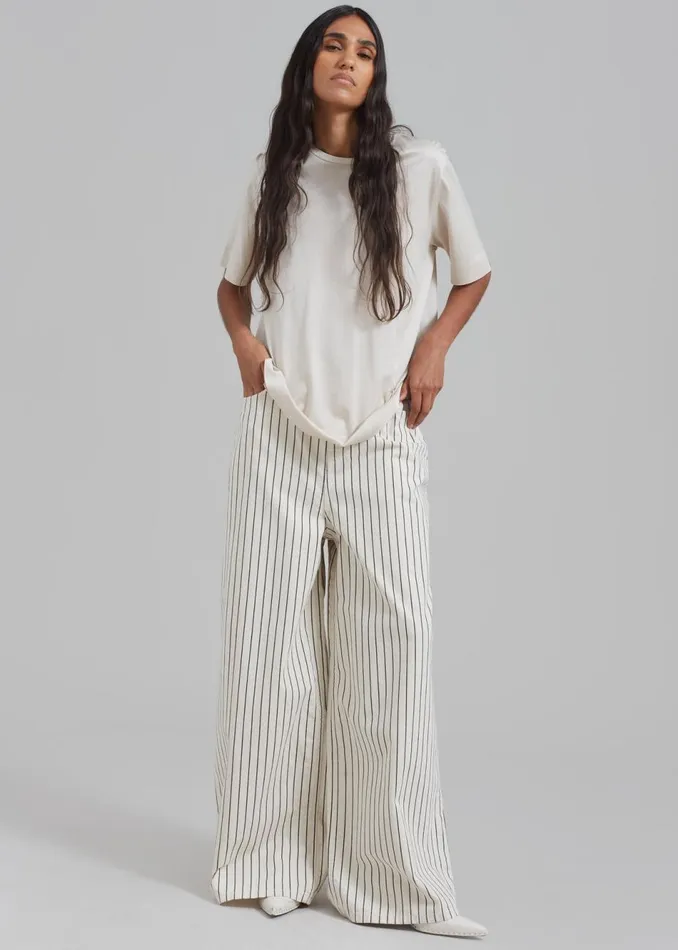 Women The Frankie Shop Bottoms Sasha Wide Leg Jeans Creamblack Stripe