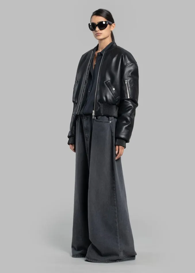 Women The Frankie Shop Bottoms Sasha Wide Leg Jeans Dark Grey